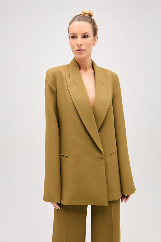 BLAZER ALFAIATARIA BOTÃO INVISIVEL CREPE PATOU VERDE OLIVA (8644102127843)