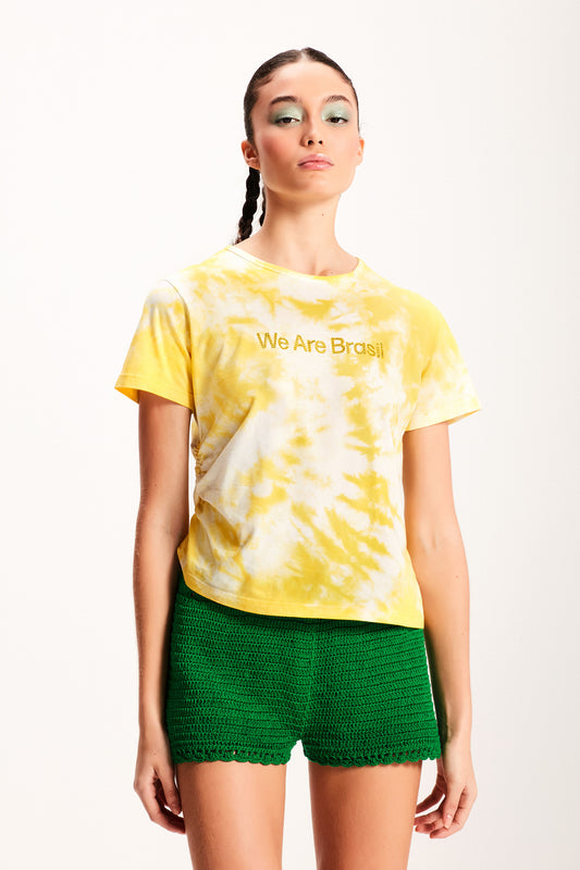 CAMISETA TIE DYE AMARELA WE ARE BRASIL (7918636335331)